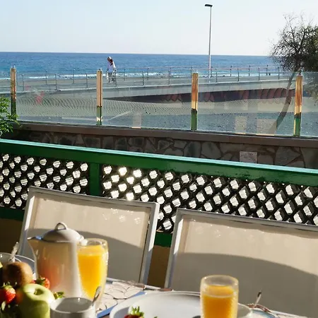 Aquarious Beach San Agustin (Gran Canaria)